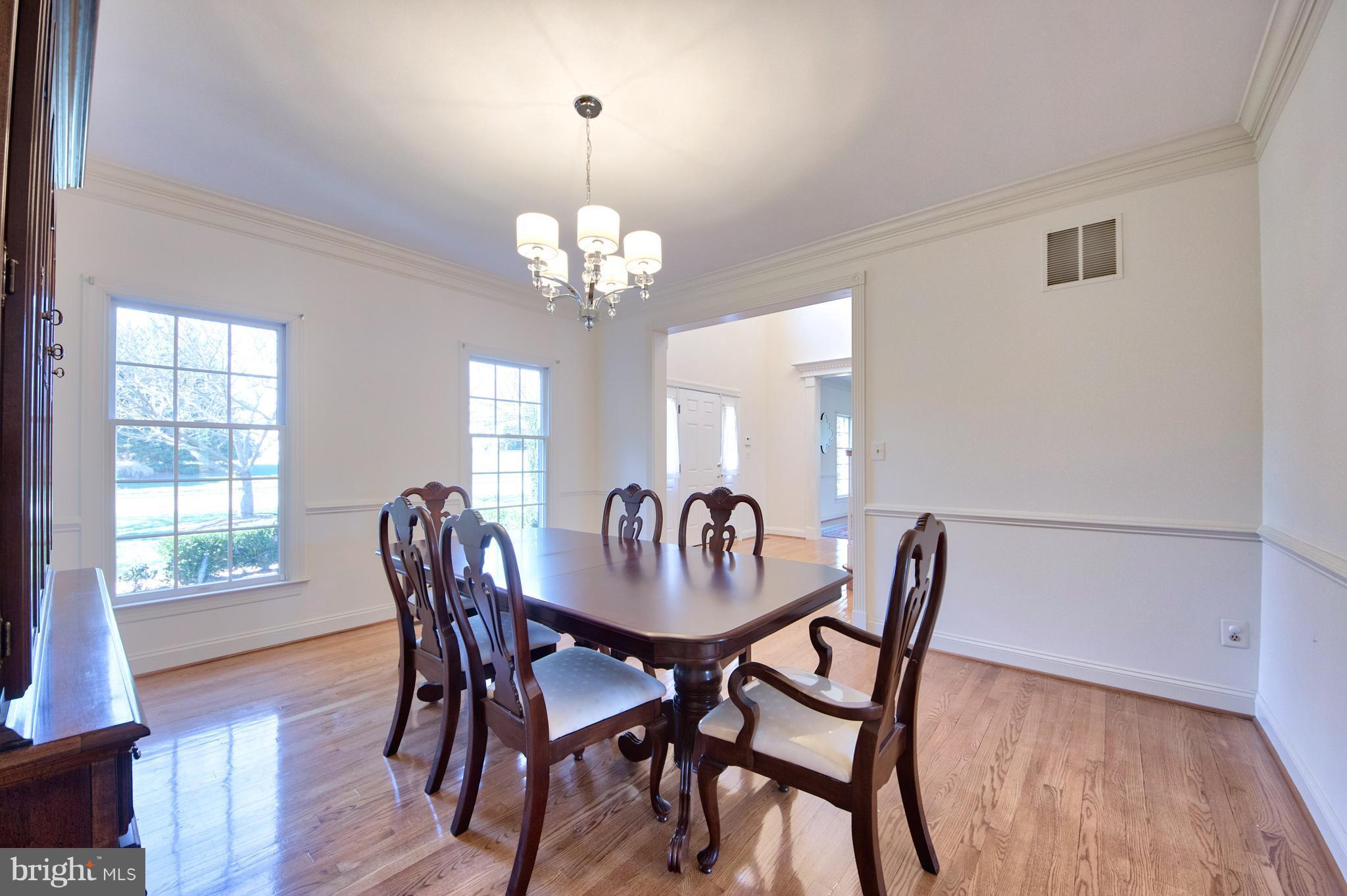 1713 Raleigh Hill Road Vienna, VA 22182 - Photo 7 of 30 Dining Room