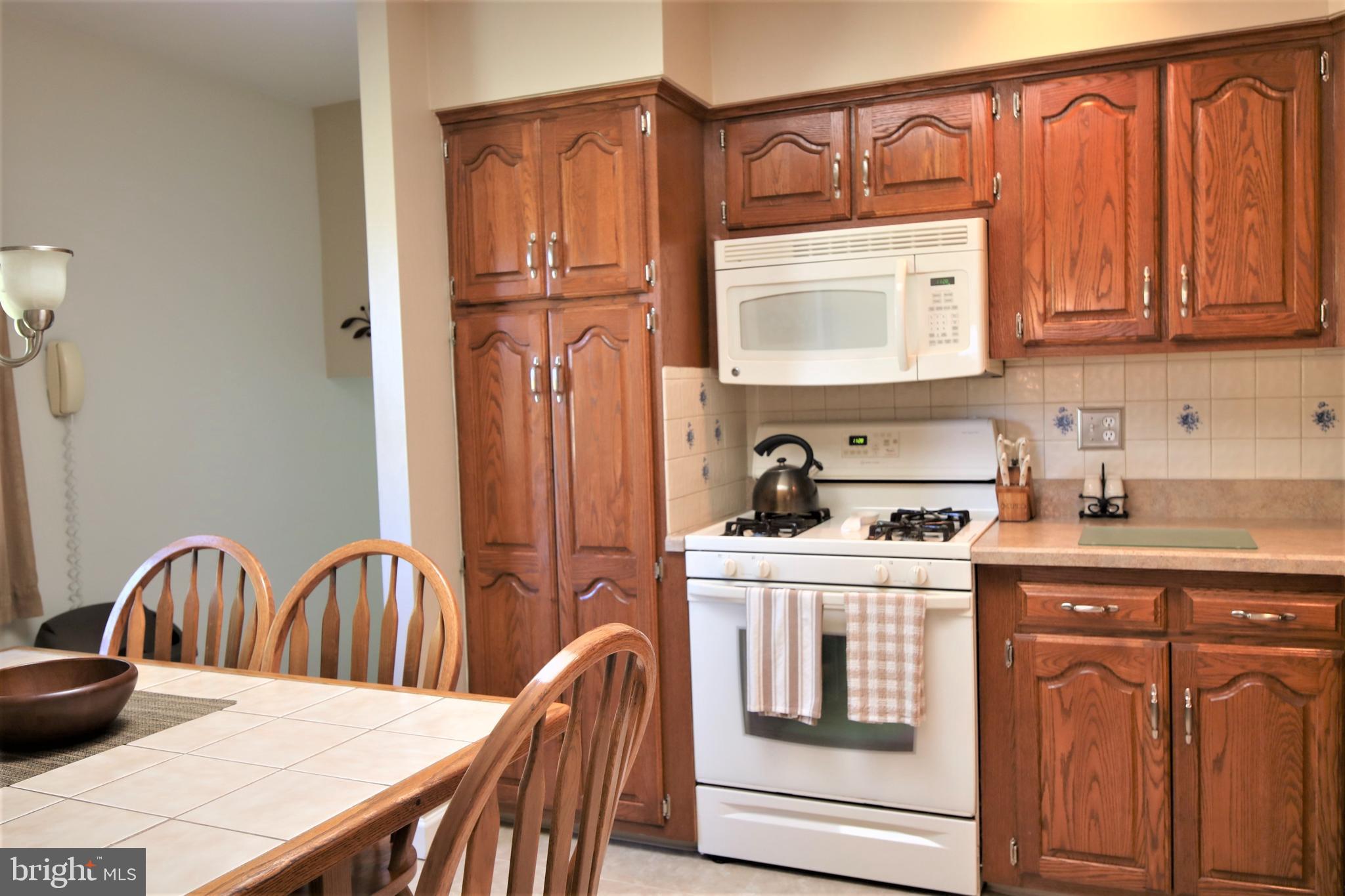 542 Concord Road Warminster, PA 18974 - Photo 7 of 28 Kitchen