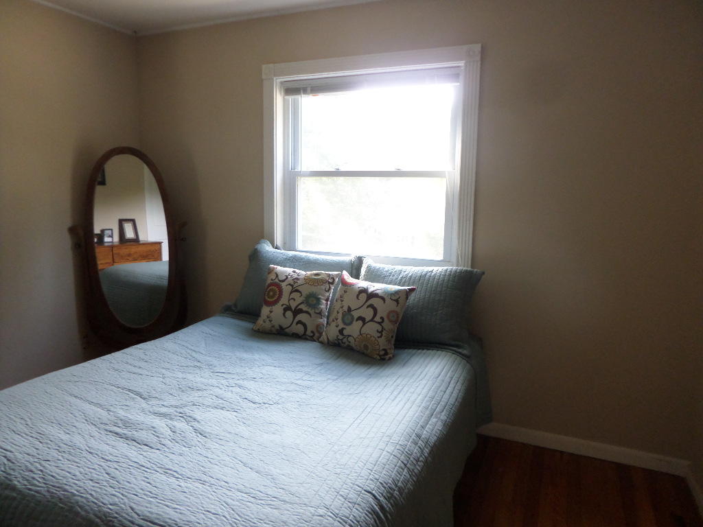 162 California Avenue Oak Ridge, TN 37830 - Photo 11 of 25 Master Bedroom