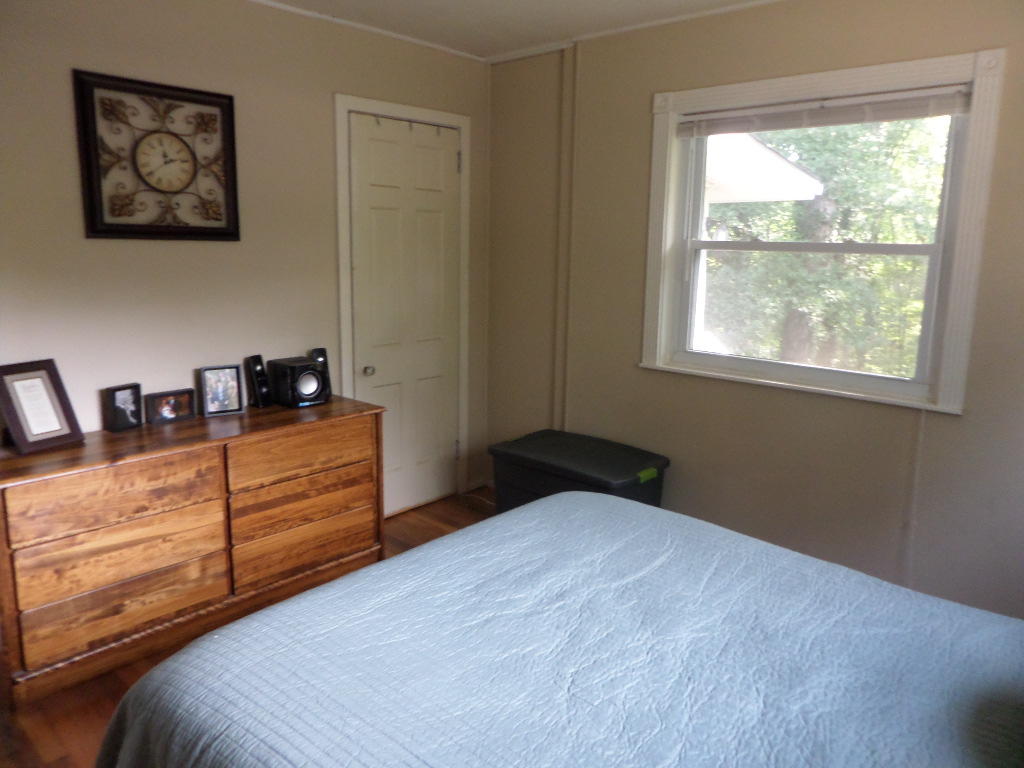 162 California Avenue Oak Ridge, TN 37830 - Photo 12 of 25 Master Bedroom