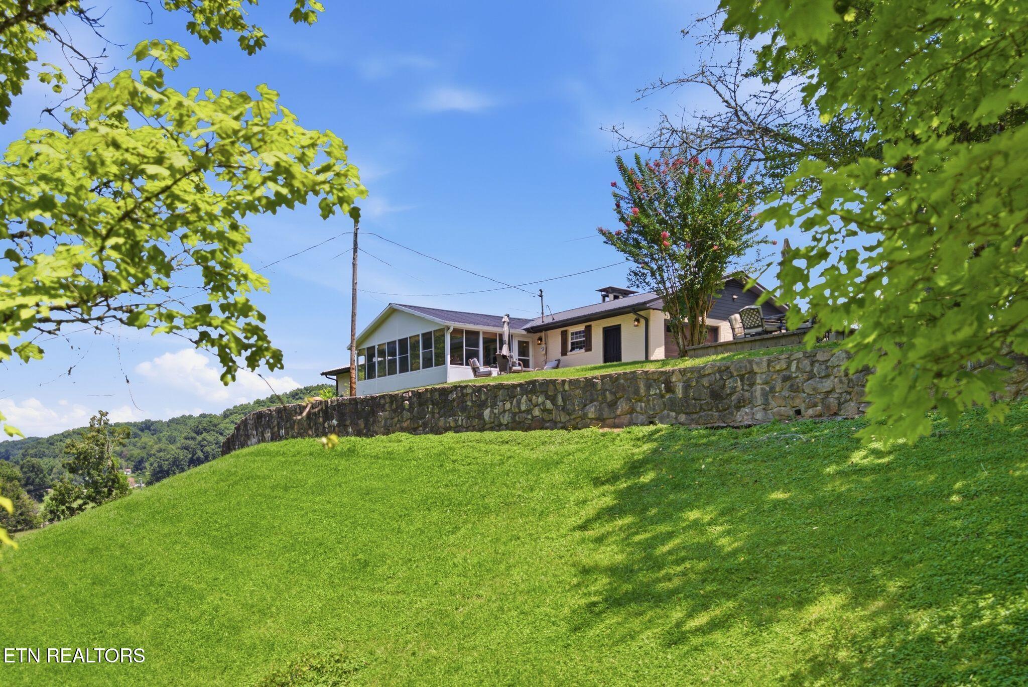 1317 Dupont Road Seymour, TN 37865 - Photo 51 of 60 Privacy
