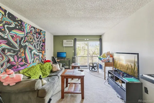 $199,000 | 1150 Golden Circle, Unit 305, Golden, CO 80401