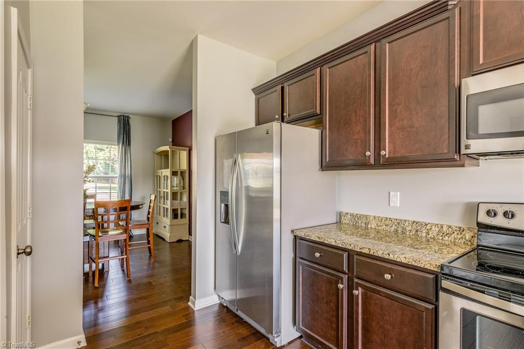 3279 Grandview Club Road Pfafftown, NC 27040 - Photo 6 of 23 Gallery Image 6