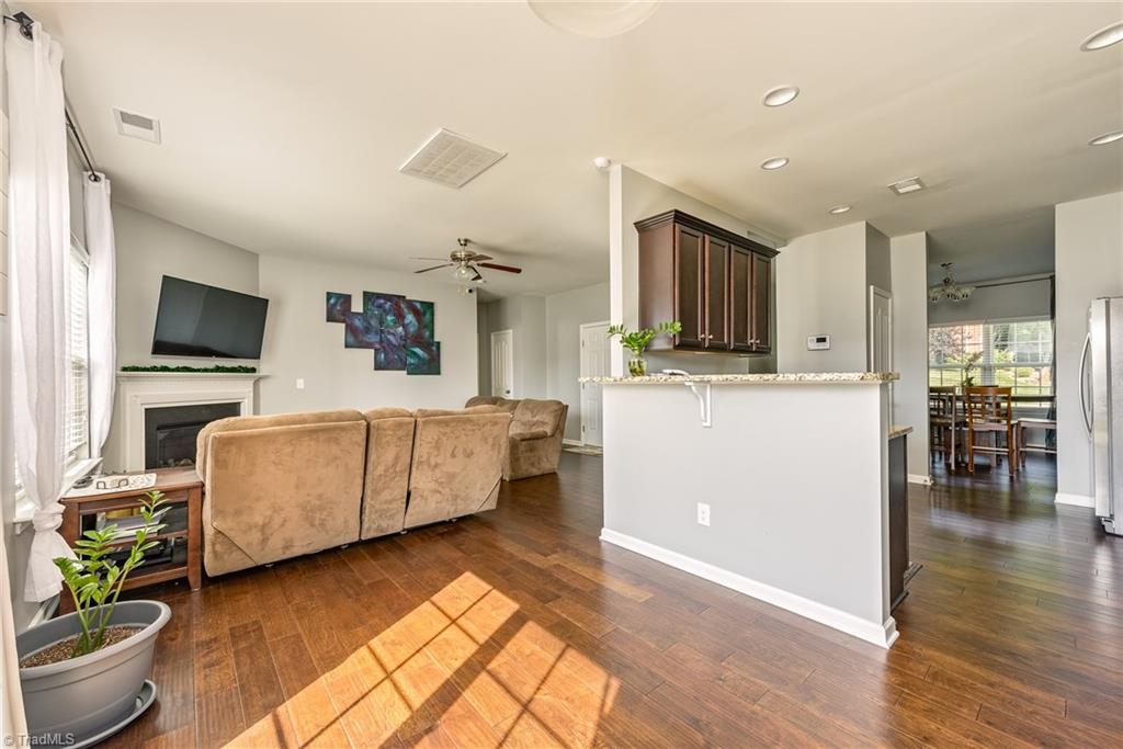 3279 Grandview Club Road Pfafftown, NC 27040 - Photo 7 of 23 Gallery Image 7