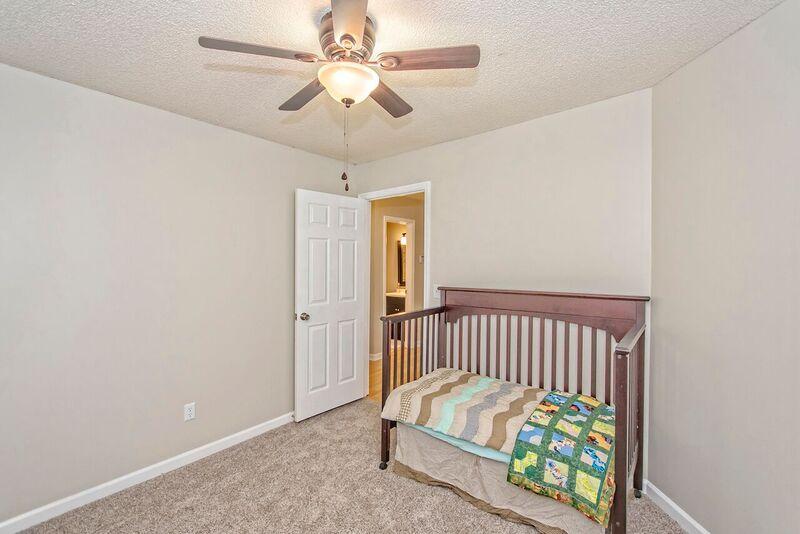 8377 Longridge Road North Charleston, SC 29418 - Photo 22 of 31 Longridge 8377 24