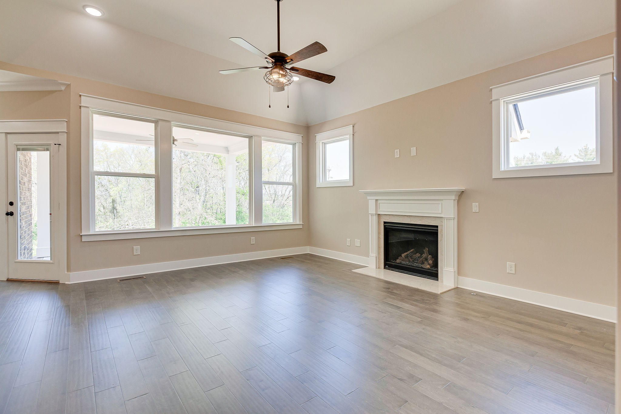 216 Star Pointer Way Spring Hill, TN 37174 - Photo 6 of 34 Gallery Image 6