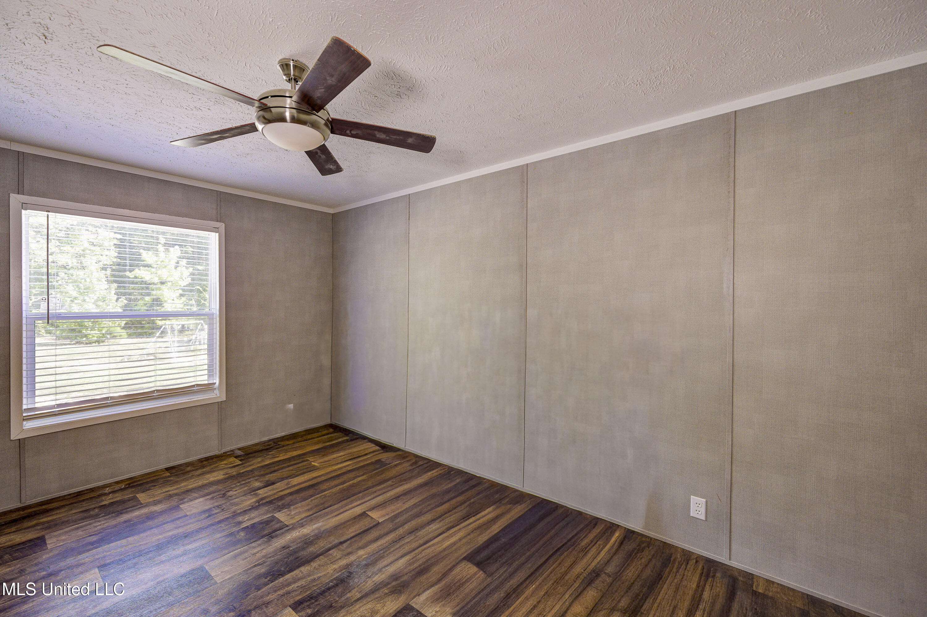 2400 Herren Road Utica, MS 39175 - Photo 51 of 53 Third Bedroom 1