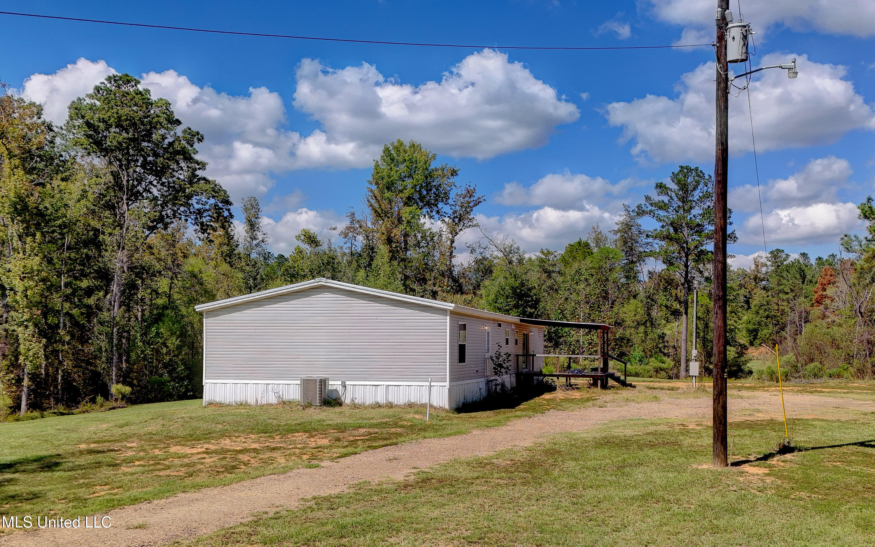2400 Herren Road Utica, MS 39175 - Photo 10 of 53 Aerial Side View