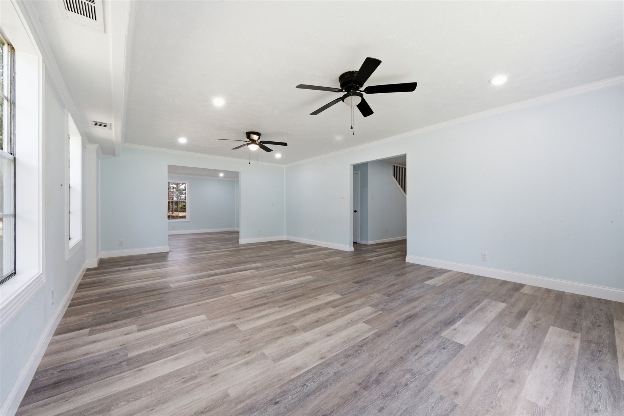 410 Oak Knoll Road Cleveland, TX 77328 - Photo 4 of 46