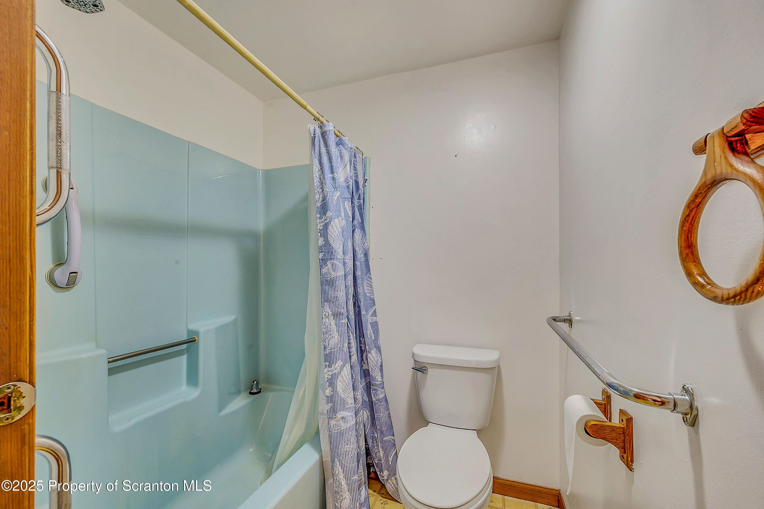 9119 Valley View Drive Clarks Summit, PA 18411 - Photo 16 of 78 Valley View_-46