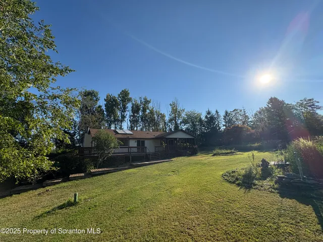 $429,900 | 9119 Valley View Drive, Clarks Summit, PA 18411