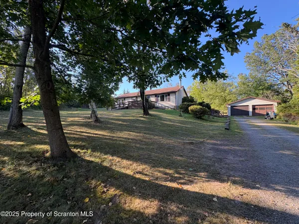$429,900 | 9119 Valley View Drive, Clarks Summit, PA 18411