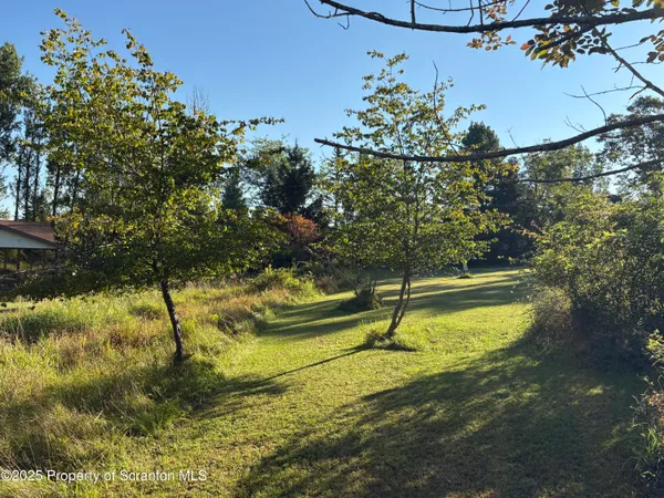 $429,900 | 9119 Valley View Drive, Clarks Summit, PA 18411