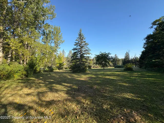 $429,900 | 9119 Valley View Drive, Clarks Summit, PA 18411