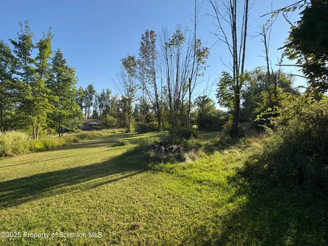 $429,900 | 9119 Valley View Drive, Clarks Summit, PA 18411