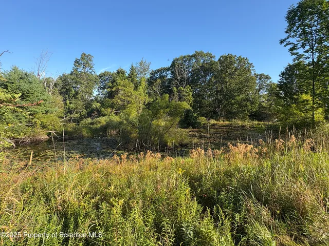 $429,900 | 9119 Valley View Drive, Clarks Summit, PA 18411