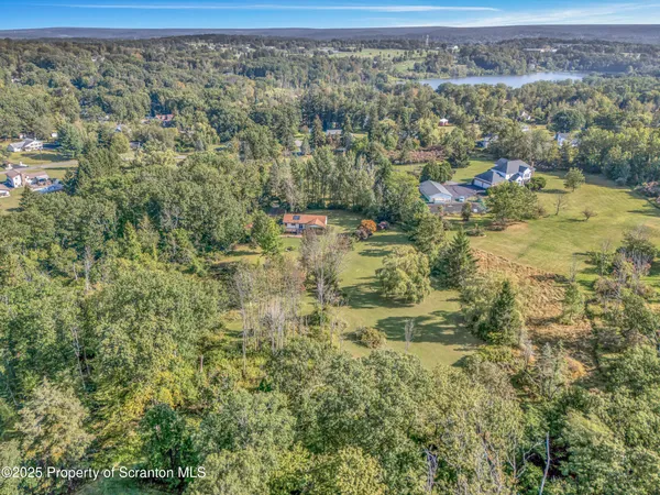 $429,900 | 9119 Valley View Drive, Clarks Summit, PA 18411