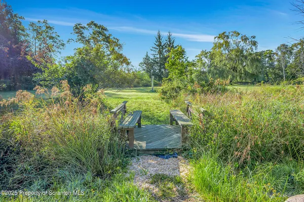 $429,900 | 9119 Valley View Drive, Clarks Summit, PA 18411