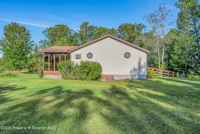 $429,900 | 9119 Valley View Drive, Clarks Summit, PA 18411