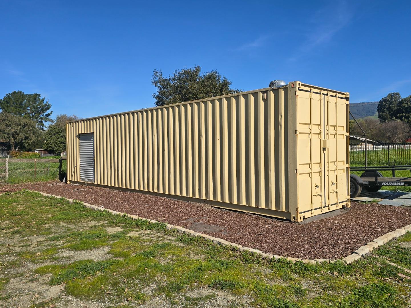 2015 Trumar Lane Gilroy, CA 95020 - Photo 28 of 30 a view of a backyard with a garden