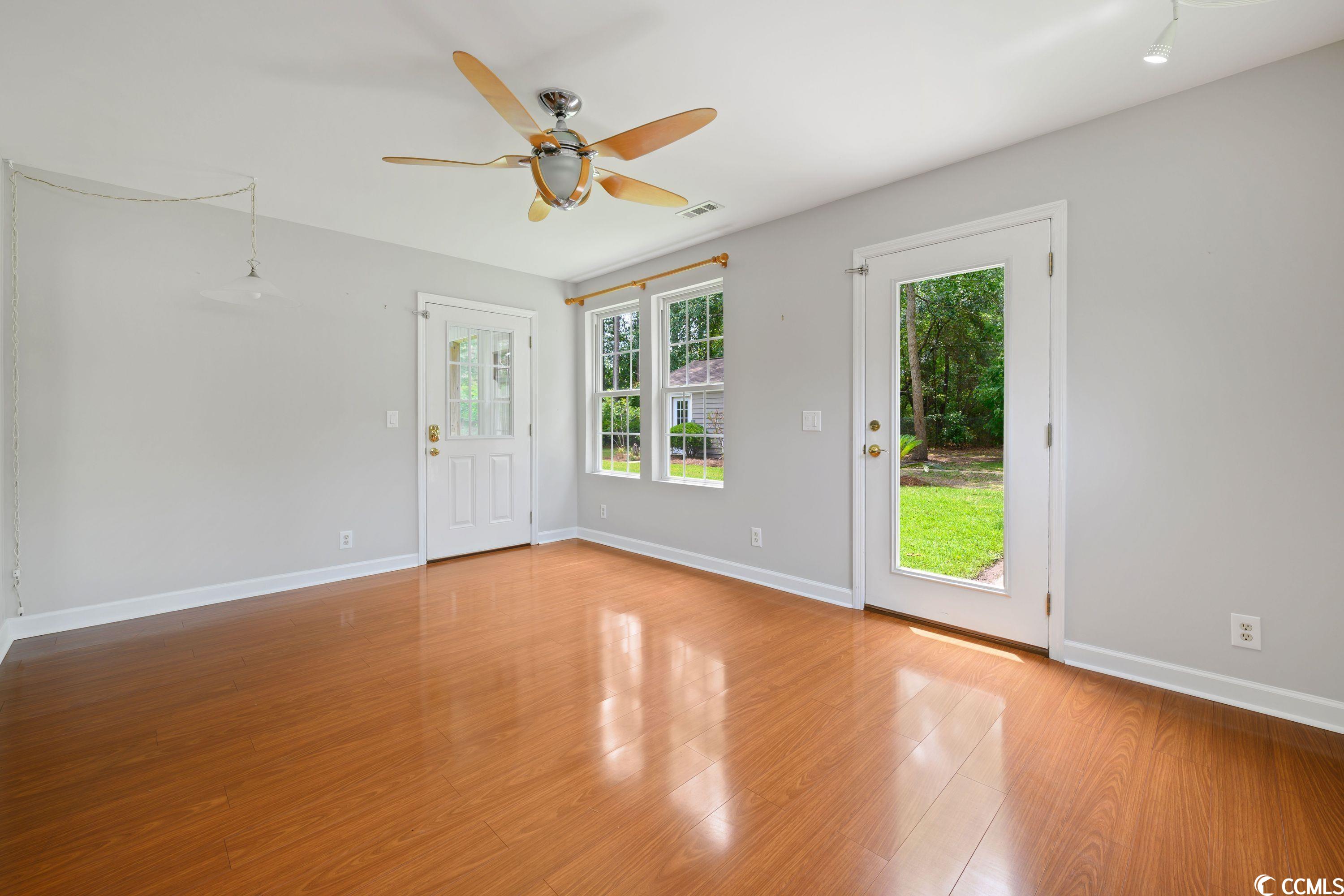 333 Springfield Road Pawleys Island, SC 29585 - Photo 6 of 23