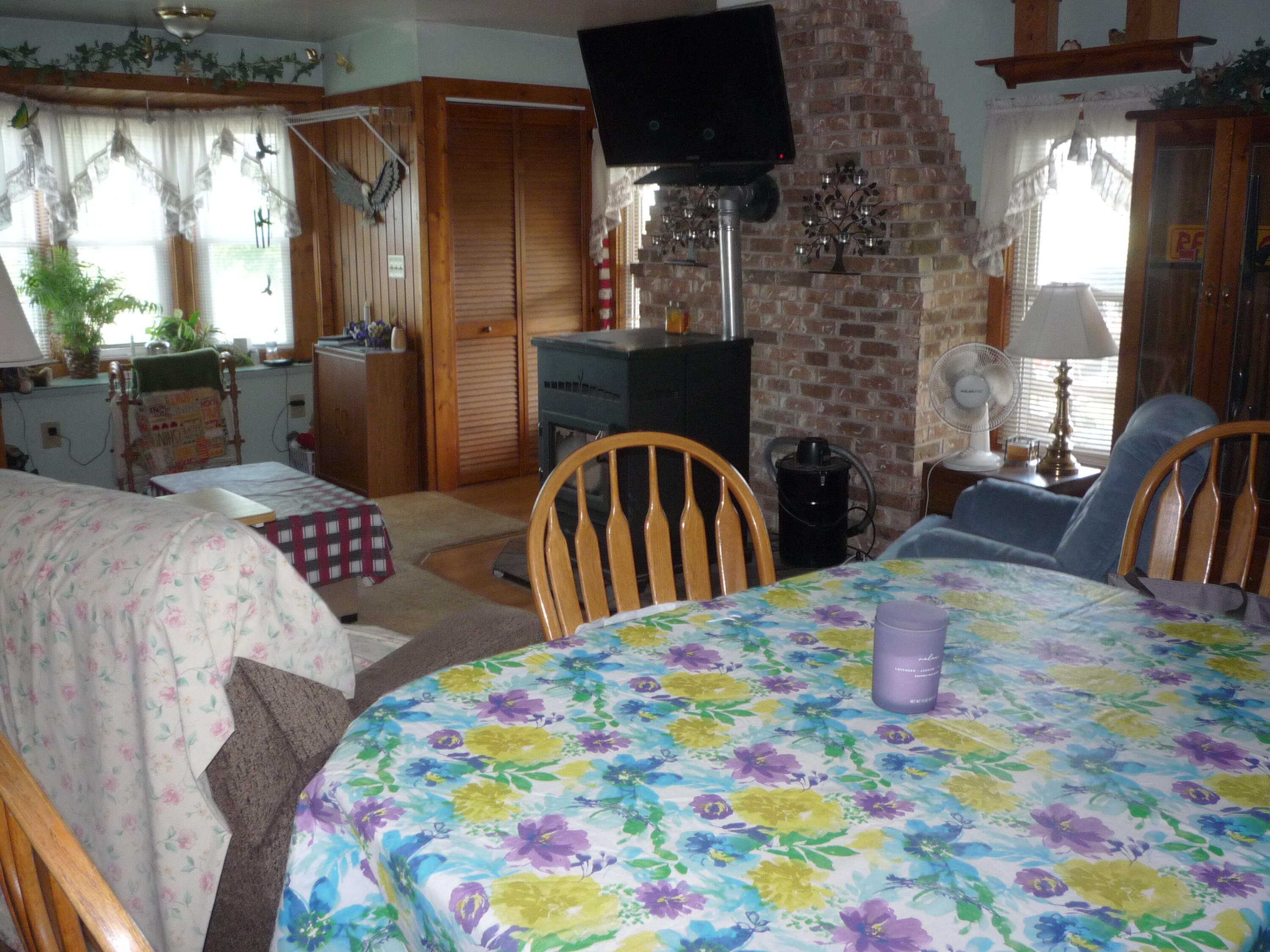 562 Kosmerick Road Bronson, MI 49028 - Photo 7 of 40 P1070098