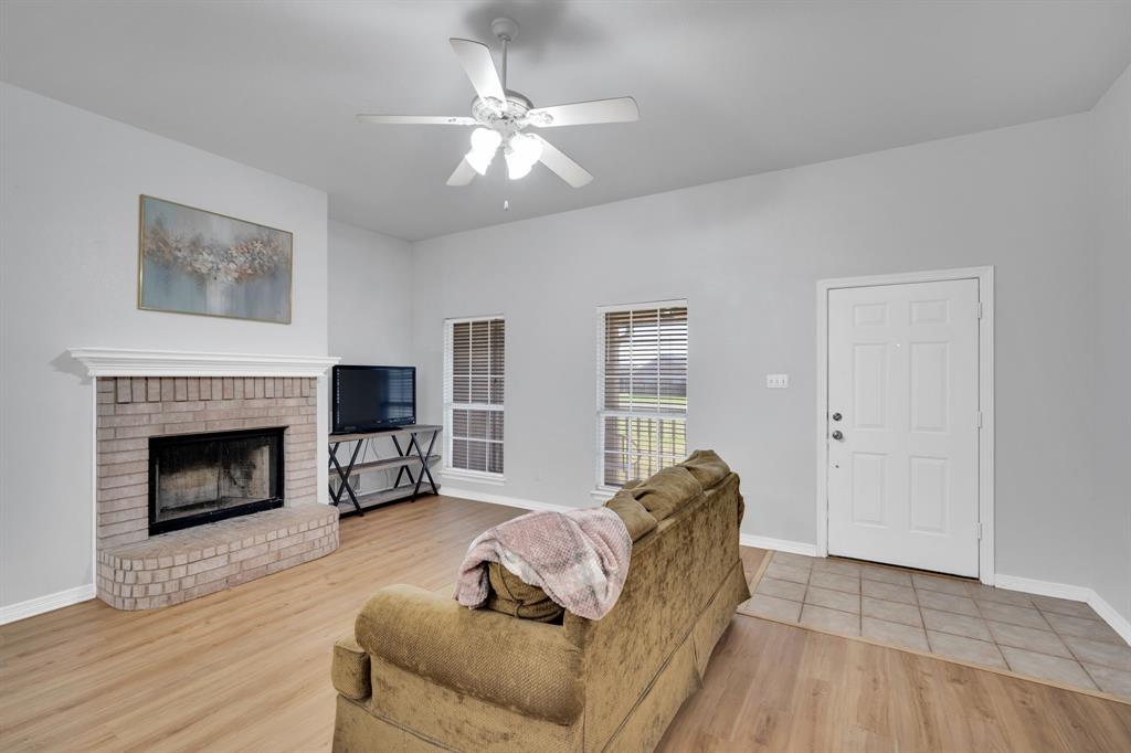 205 Alesha Road Red Oak, TX 75154 - Photo 12 of 38