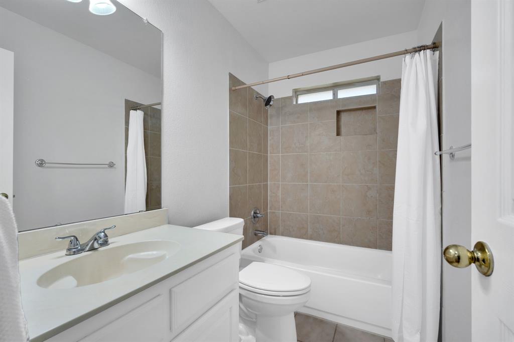 205 Alesha Road Red Oak, TX 75154 - Photo 16 of 38