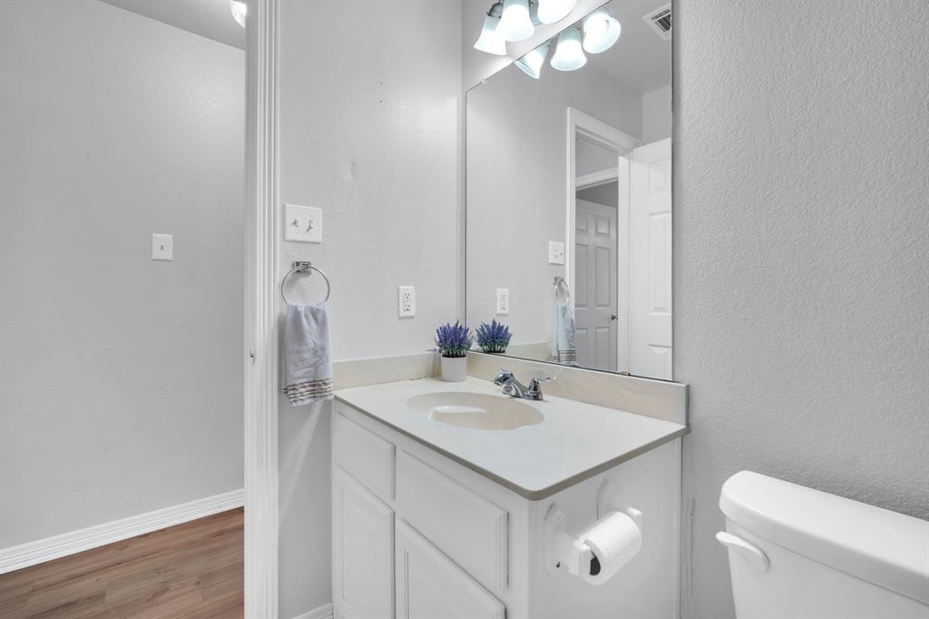 205 Alesha Road Red Oak, TX 75154 - Photo 17 of 38