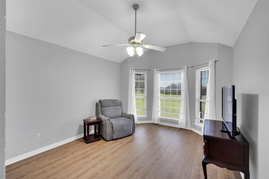 205 Alesha Road Red Oak, TX 75154 - Photo 19 of 38