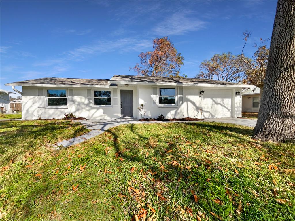 290 Dragon Road Venice, FL 34293 - Photo 1 of 1 a front view of a house with swimming pool
