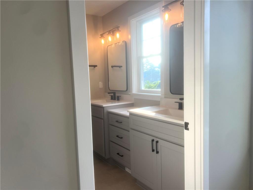 107 Locust Ridge Drive Pittsburgh, PA 15209 - Photo 13 of 44 Gallery Image 13