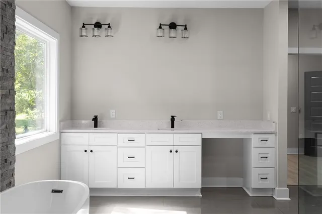 $4,000 | 1331 Diamond Avenue Southeast, Atlanta, GA 30316