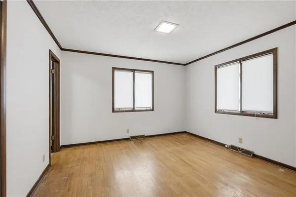 $350,000 | 1074 South 240th Street, Pittsburg, KS 66762