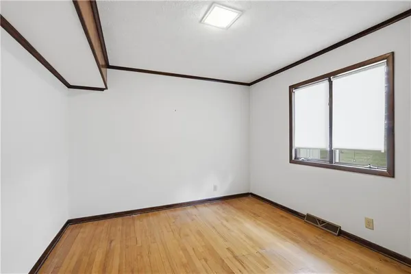 $350,000 | 1074 South 240th Street, Pittsburg, KS 66762