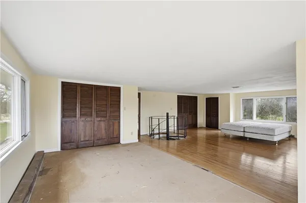 $350,000 | 1074 South 240th Street, Pittsburg, KS 66762