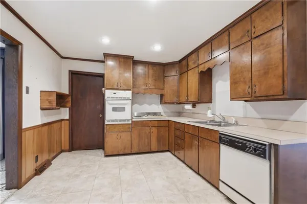 $350,000 | 1074 South 240th Street, Pittsburg, KS 66762