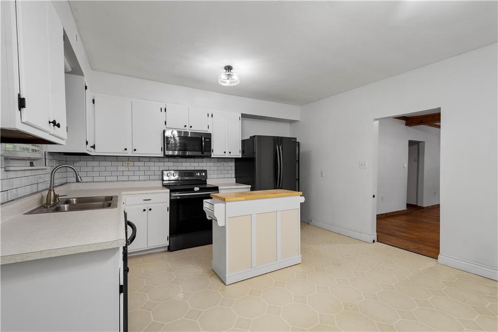 1190 Rte 481 Charleroi, PA 15022 - Photo 3 of 30