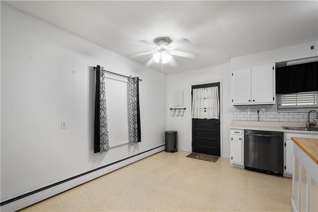 1190 Rte 481 Charleroi, PA 15022 - Photo 4 of 30