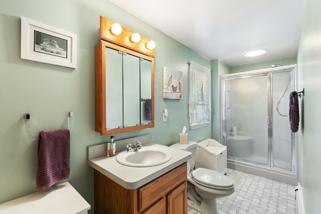 29 Stillman Road Lynnfield, MA 01940 - Photo 28 of 40 Gallery Image 28