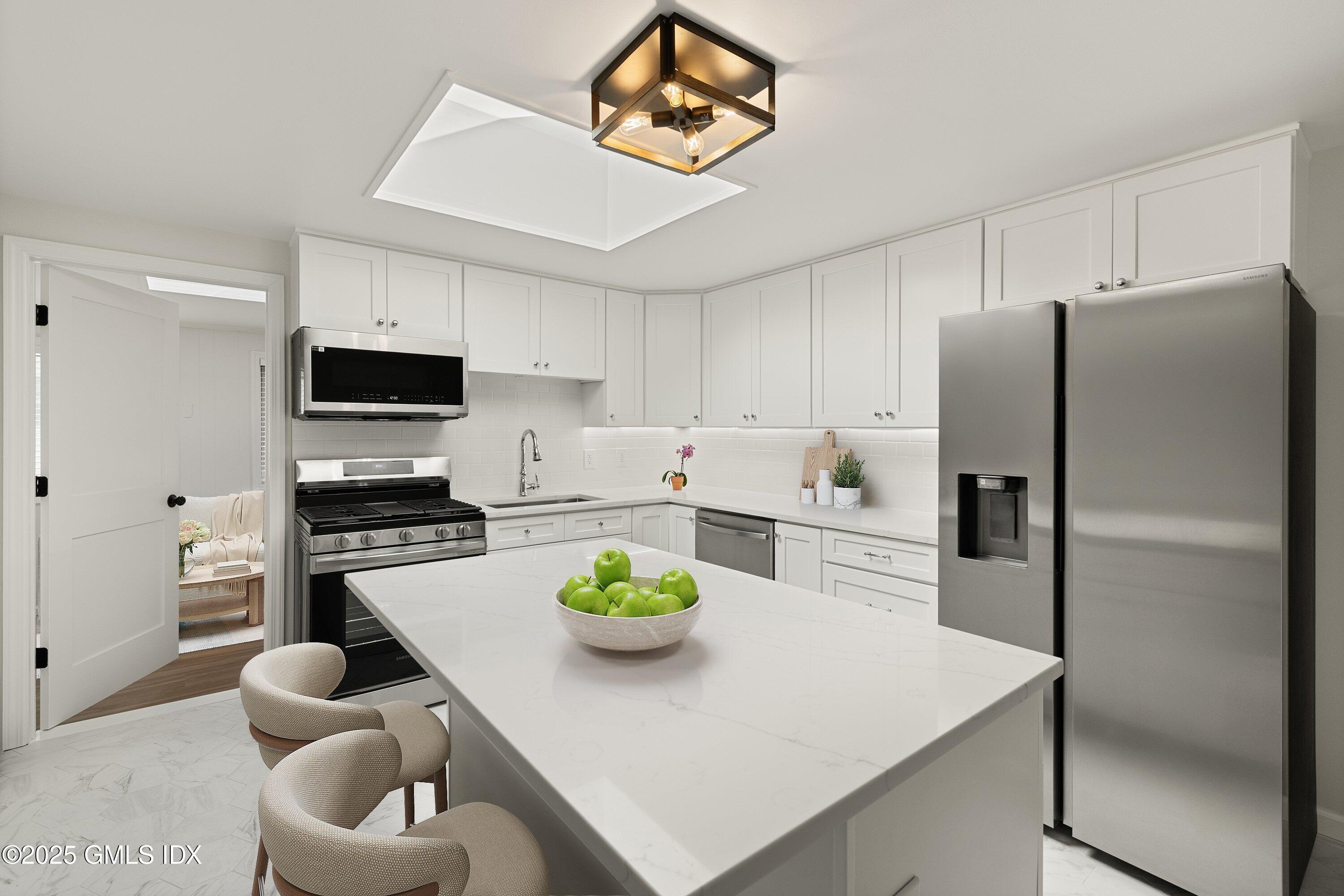 48 Meyer Place Riverside, CT 06878 - Photo 2 of 23 Kitchen