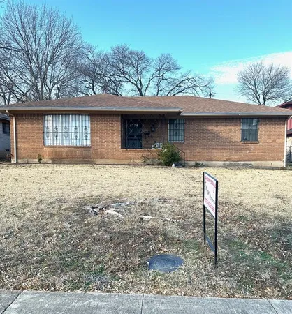 $259,900 | 1249 Robin Glen Drive, Dallas, TX 75232
