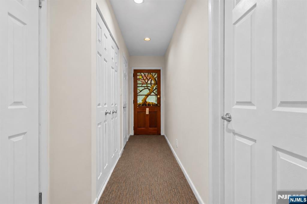 1759 Lilbet Road Teaneck, NJ 07666 - Photo 4 of 41