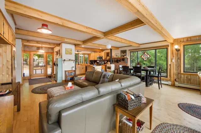 $590,000 | 15 Memory Lane, Lincoln, ME 04457