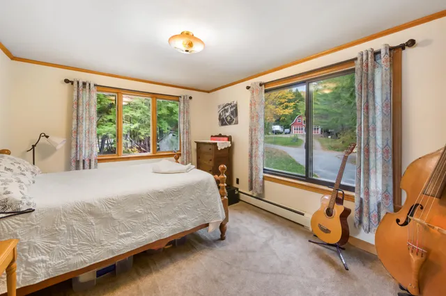 $590,000 | 15 Memory Lane, Lincoln, ME 04457