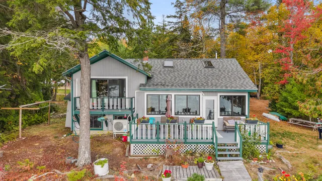 $590,000 | 15 Memory Lane, Lincoln, ME 04457