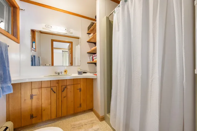 $590,000 | 15 Memory Lane, Lincoln, ME 04457