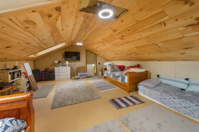 $590,000 | 15 Memory Lane, Lincoln, ME 04457