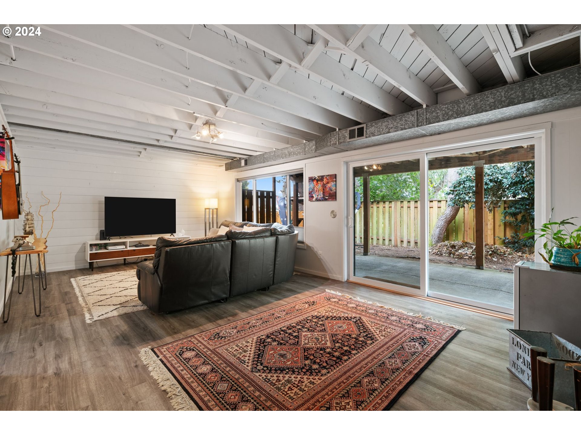3130 Southwest Ridge Drive Portland, OR 97219 - Photo 30 of 46 Gallery Image 30