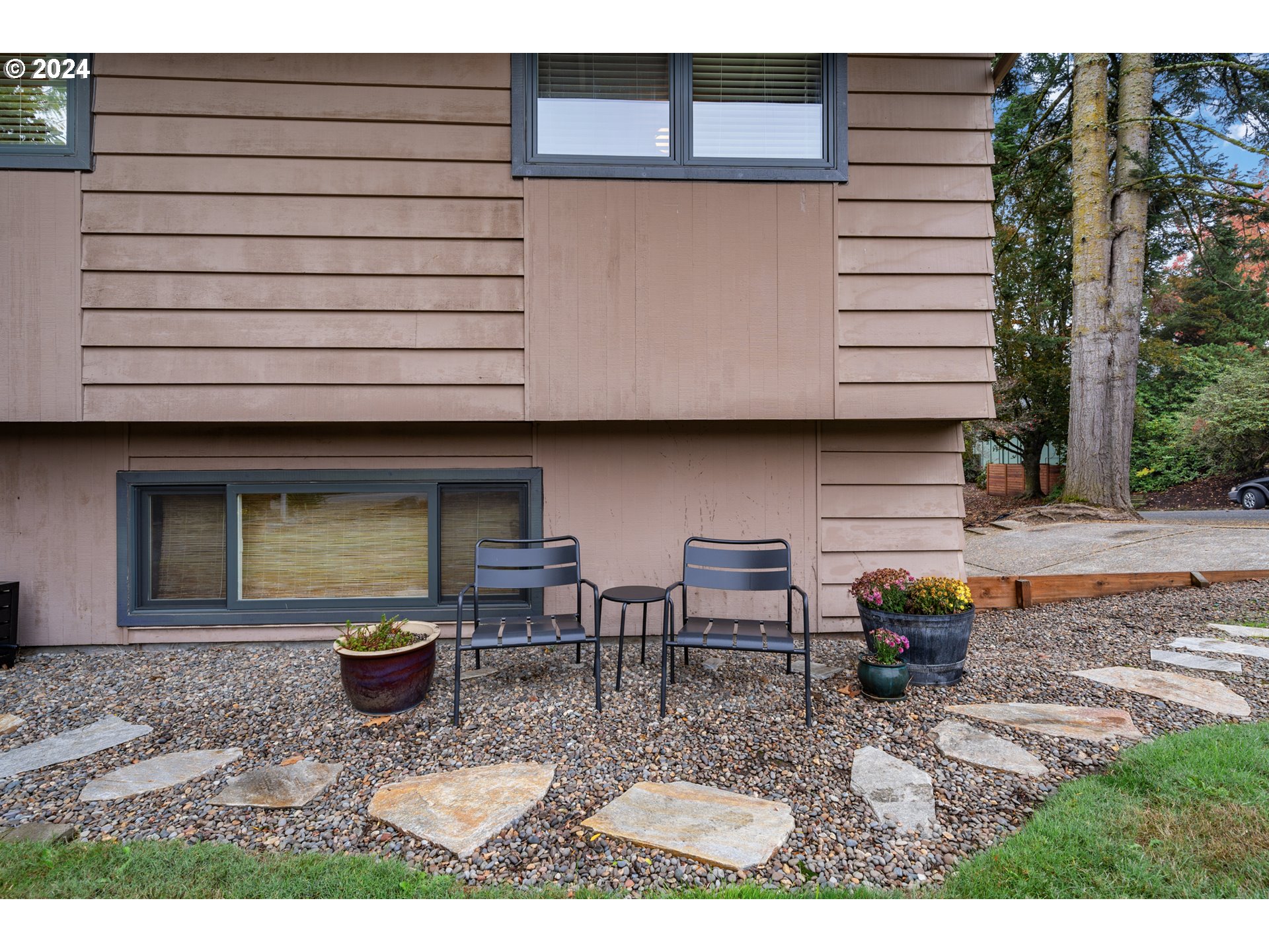 3130 Southwest Ridge Drive Portland, OR 97219 - Photo 4 of 46 Gallery Image 4